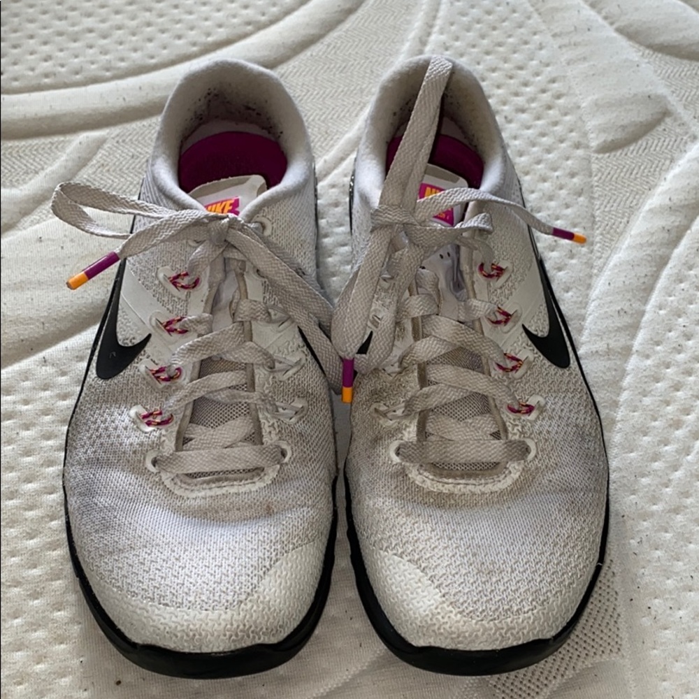 Nike Metcon 4 - Women’s size 8